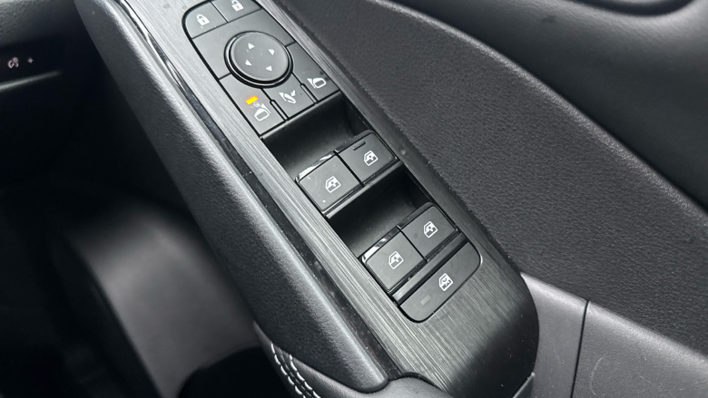 Nissan Qashqai 1.3 DiG-T MH Acenta Premium 5dr Petrol Hatchback